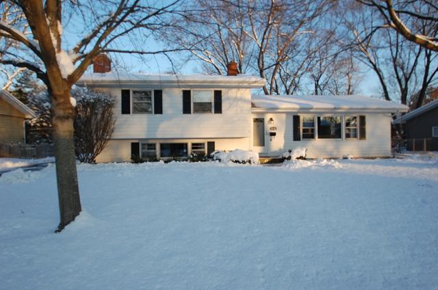 1116 Emerald Dr., Naperville, IL 60540