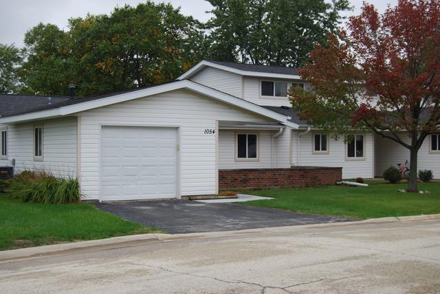 1054 Groton Ct., Schaumburg, IL 60193