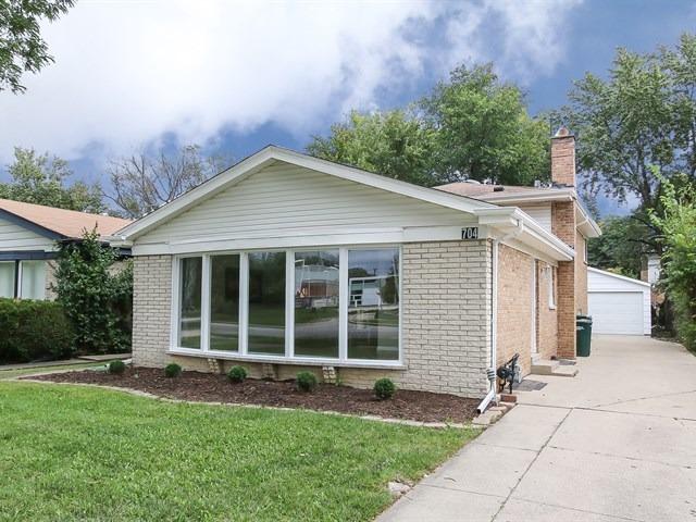704 Laramie Ave., Wilmette, IL 60091