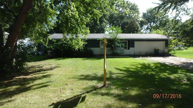 1708 Meadow Ln., Mchenry, IL 60050