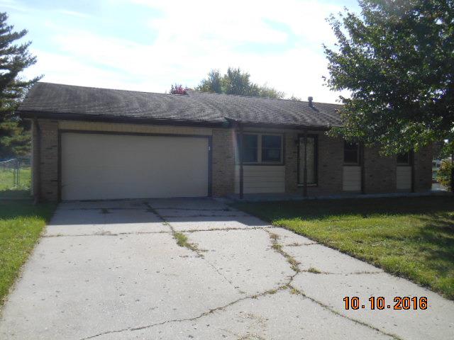 303 Hough Dr., Machesney Park, IL 61115