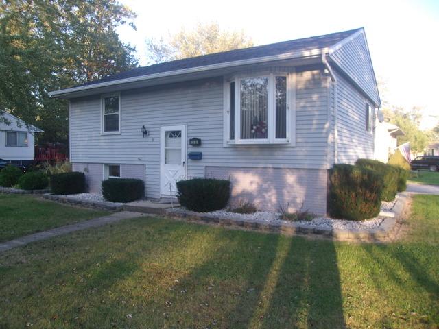 31 N Cedar Ln., Glenwood, IL 60425