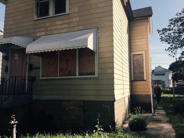 8739 S Carpenter St., Chicago, IL 60620