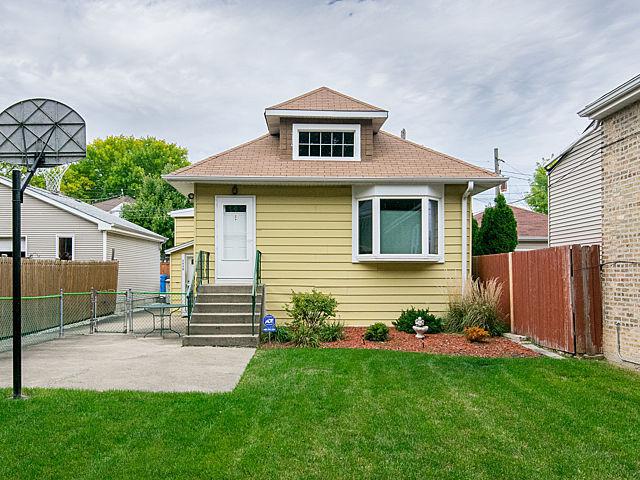 5430 N Lynch Ave., Chicago, IL 60630