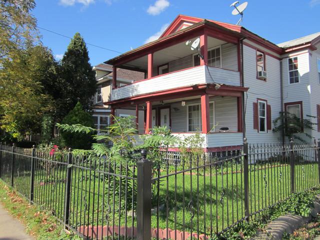 578-580 E New York St., Aurora, IL 60505
