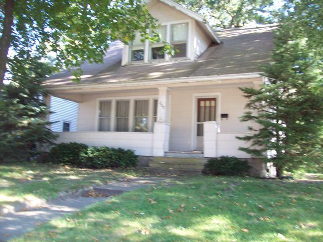 209 S 2nd St., Walnut, IL 61376