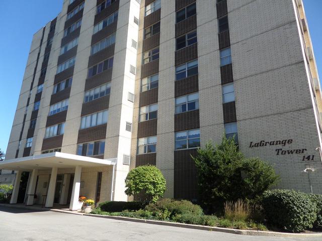 141 N La Grange Rd. #205, La Grange, IL 60525