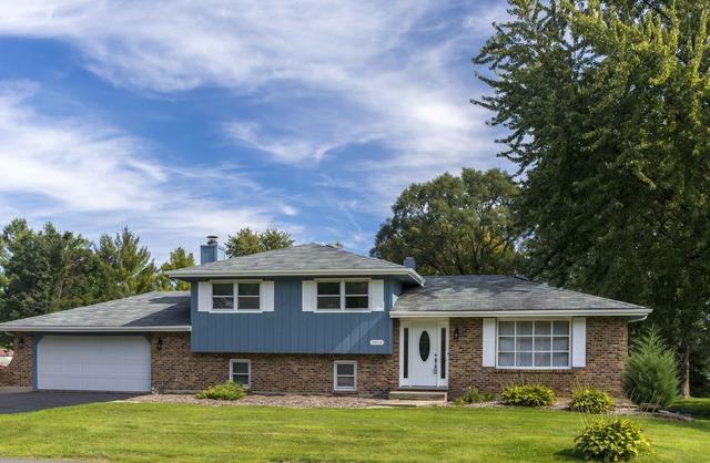 10S115 Alago Rd., Naperville, IL 60564