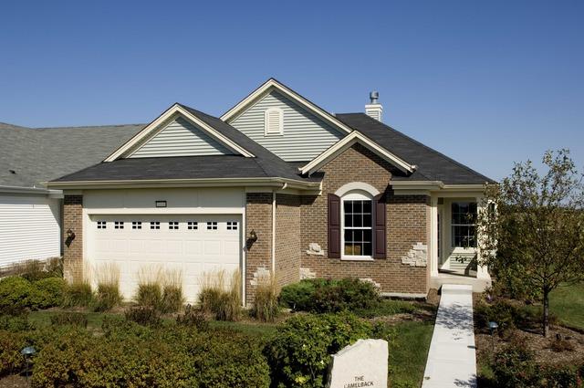 1923 N Carlton Ct., Pingree Grove, IL 60140