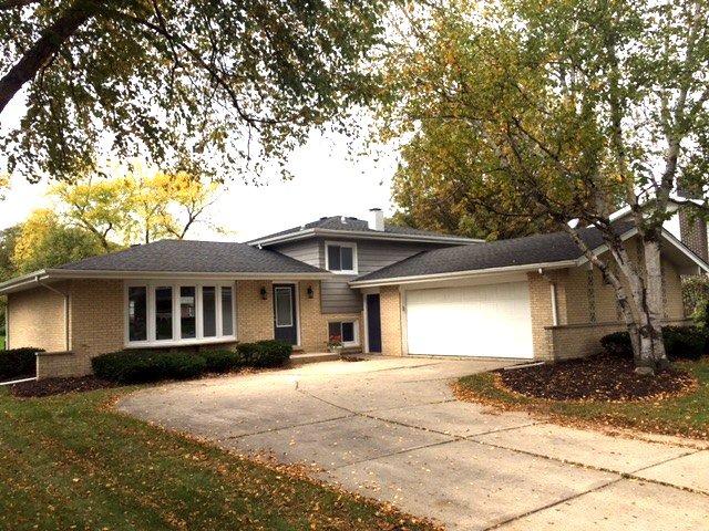 7132 Grand Ave., Downers Grove, IL 60516
