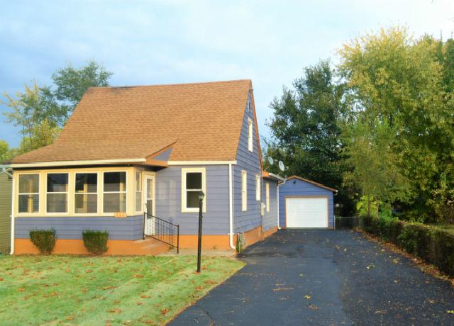 1150 Bangs St., Aurora, IL 60505