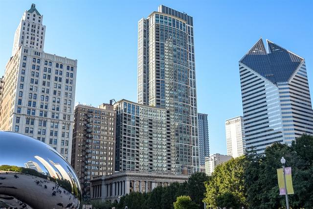 130 N Garland Ct. #3803, Chicago, IL 60602