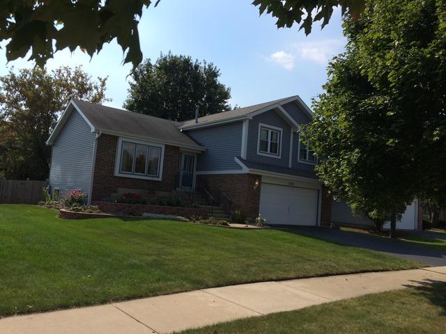 1598 Hinterlong Ln., Naperville, IL 60563