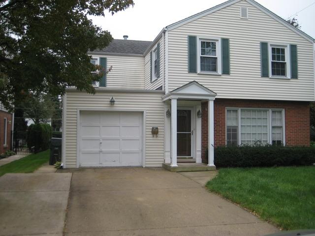611 E Grove St., Arlington Heights, IL 60005