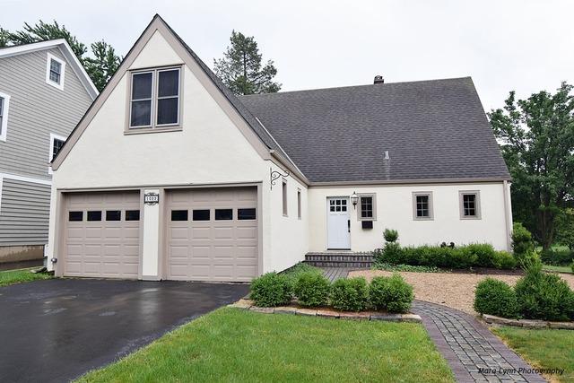 1022 James St., Geneva, IL 60134