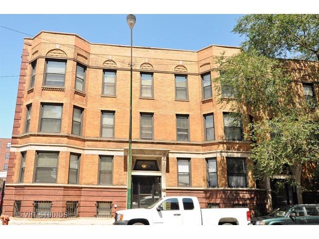726 W Addison St. #3, Chicago, IL 60613