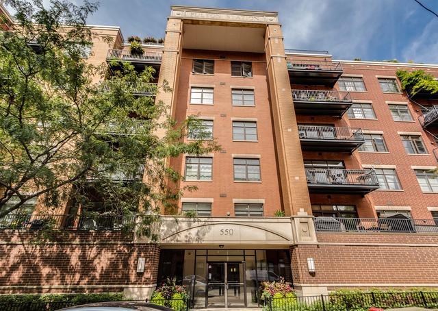 550 W Fulton St. #204, Chicago, IL 60661