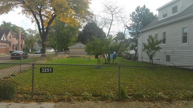 3251 N Overhill Ave., Chicago, IL 60634