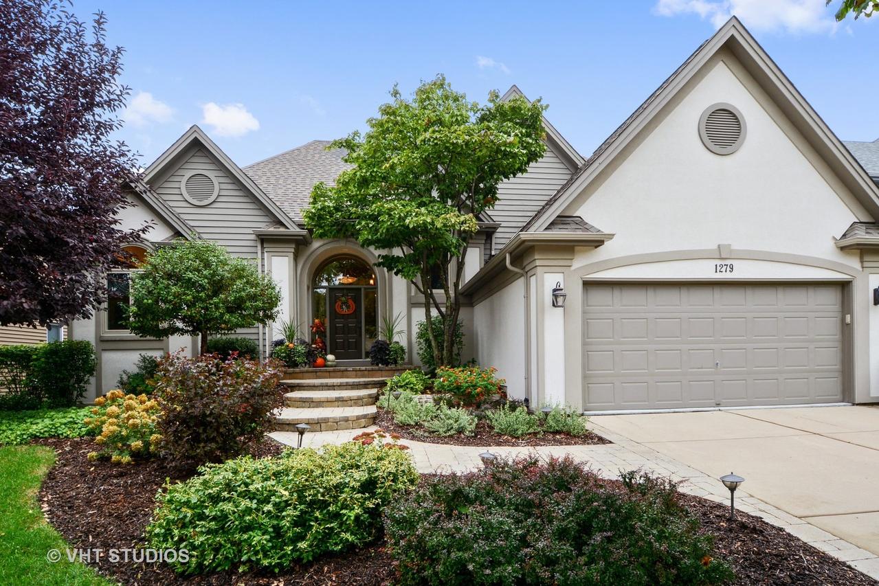 1279 Cranbrook Cir., Aurora, IL 60502