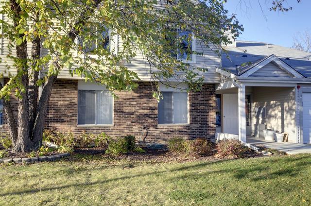 7030 Remington Ct. #204, Woodridge, IL 60517