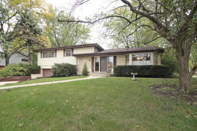 1943 Barberry Rd., Northbrook, IL 60062