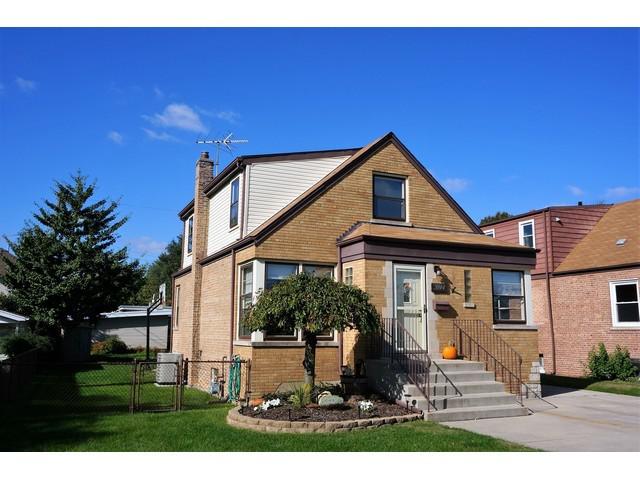 9704 Central Ave., Oak Lawn, IL 60453
