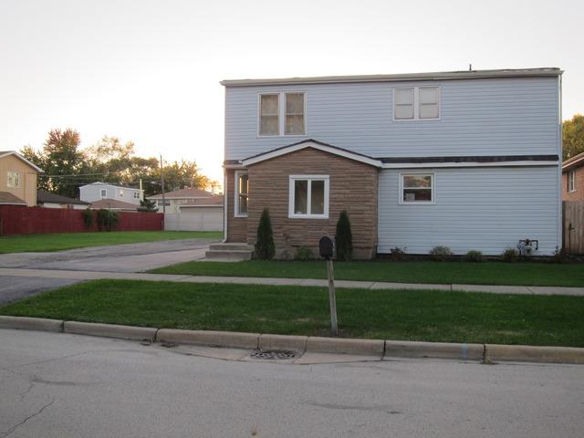 8328 S 77th Ct., Bridgeview, IL 60455