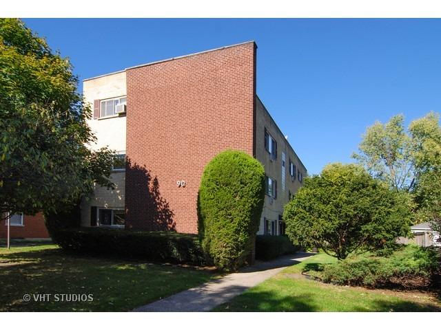 90 E Burlington St. #2N, Riverside, IL 60546