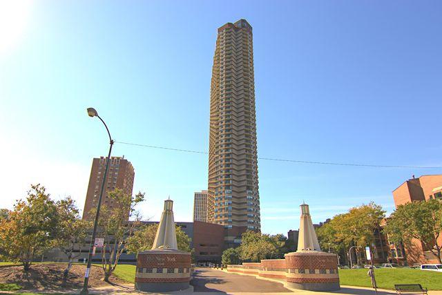 3660 N Lake Shore Dr. #1105, Chicago, IL 60613