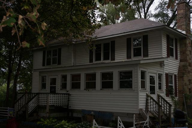 21626 Oak Grove Rd., Harvard, IL 60033