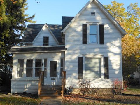 524 S 4th St., Dekalb, IL 60115