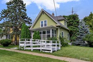 801 Hammond Ave., Aurora, IL 60506
