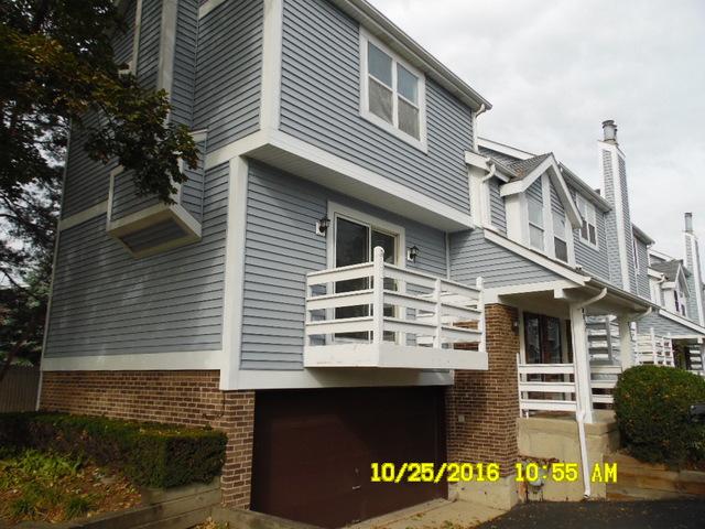 9000 Abbey Ln., Des Plaines, IL 60016