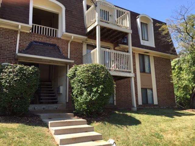 1898 Somerset Dr. #1B, Glendale Heights, IL 60139