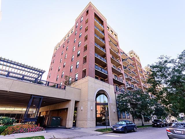 833 W 15th Pl. #303, Chicago, IL 60608