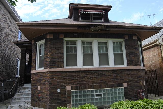 7240 S Rockwell St., Chicago, IL 60629