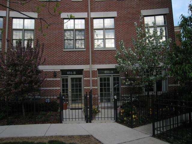 851 N May St. #A, Chicago, IL 60642
