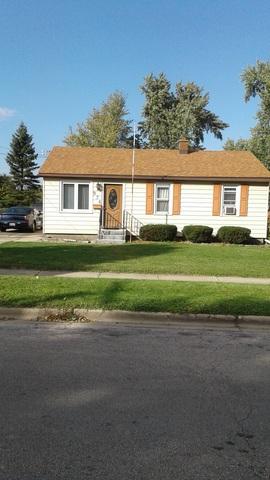 976 Solfisburg Ave., Aurora, IL 60505