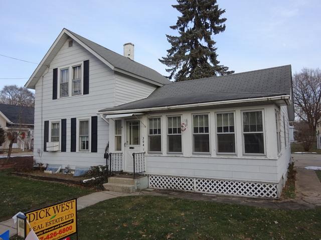 304 E 1st St., East Dundee, IL 60118