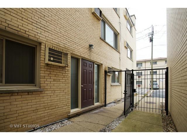1363 Perry St. #3C, Des Plaines, IL 60016