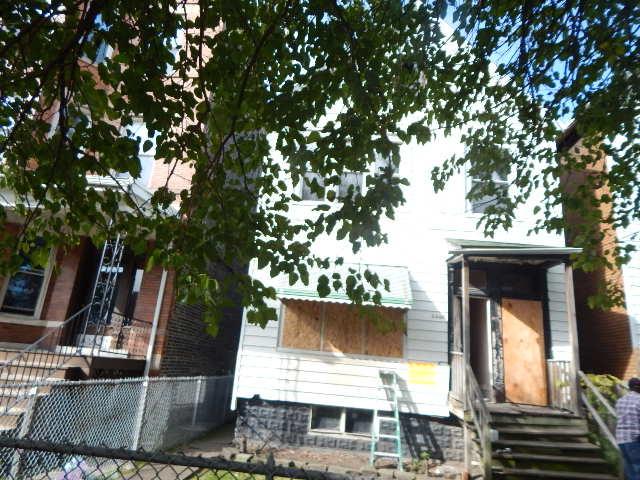 6668 S Hartwell Ave., Chicago, IL 60637