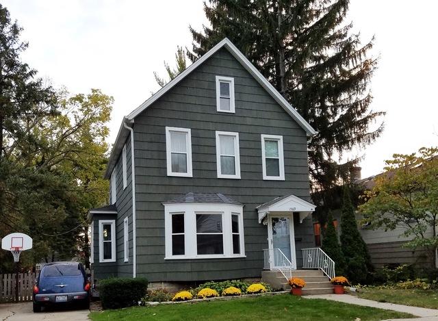 1569 Walnut Ave., Des Plaines, IL 60016