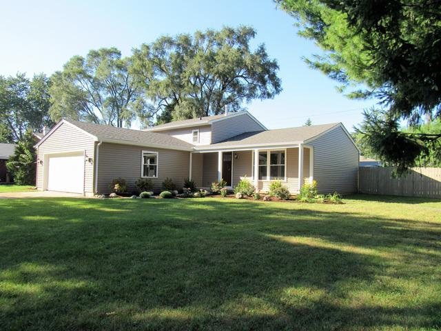 598 Chardonnay Ln., Crystal Lake, IL 60014