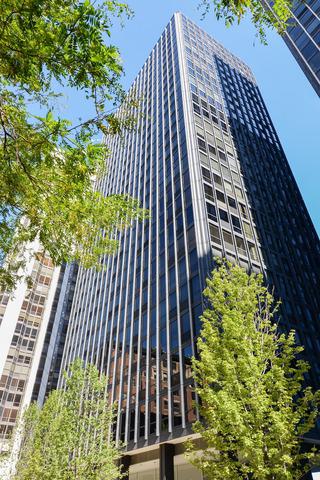 910 N Lake Shore Dr. #820, Chicago, IL 60611