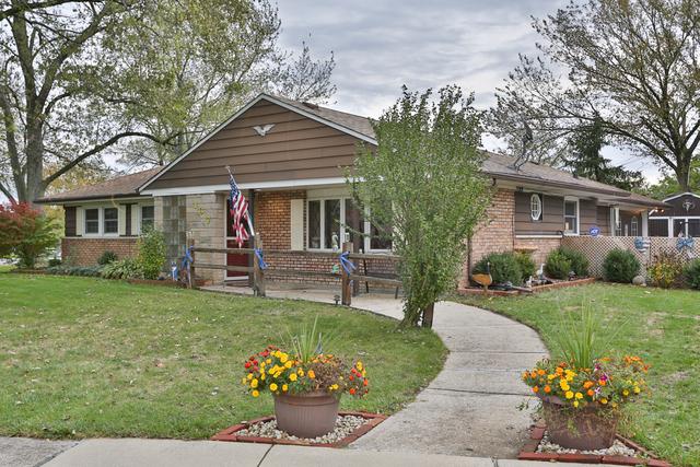 137 Blackhawk Dr., Park Forest, IL 60466