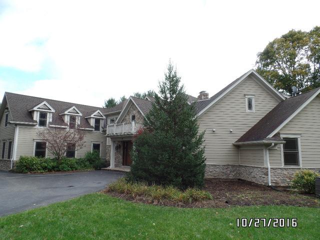 4 Middlebury Rd., Barrington, IL 60010