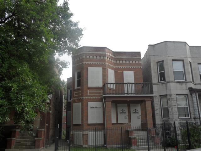 3821 W Arthington St., Chicago, IL 60624