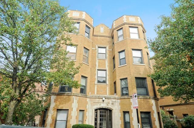 712 W Wellington Ave. #3, Chicago, IL 60657