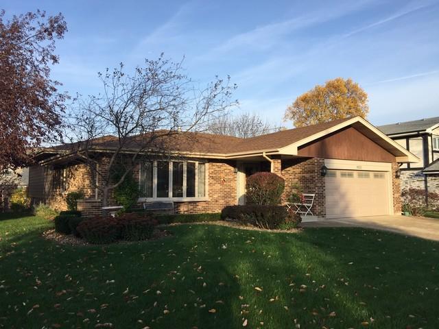 8132 Middlebury Ave., Woodridge, IL 60517