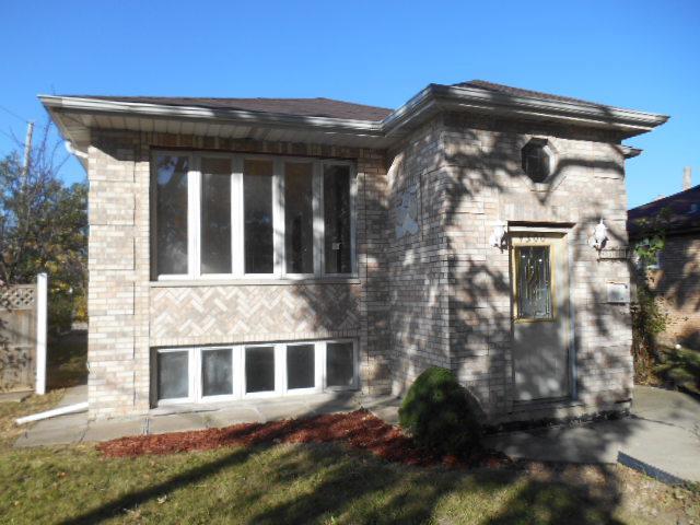 4300 Wesley Ter., Schiller Park, IL 60176